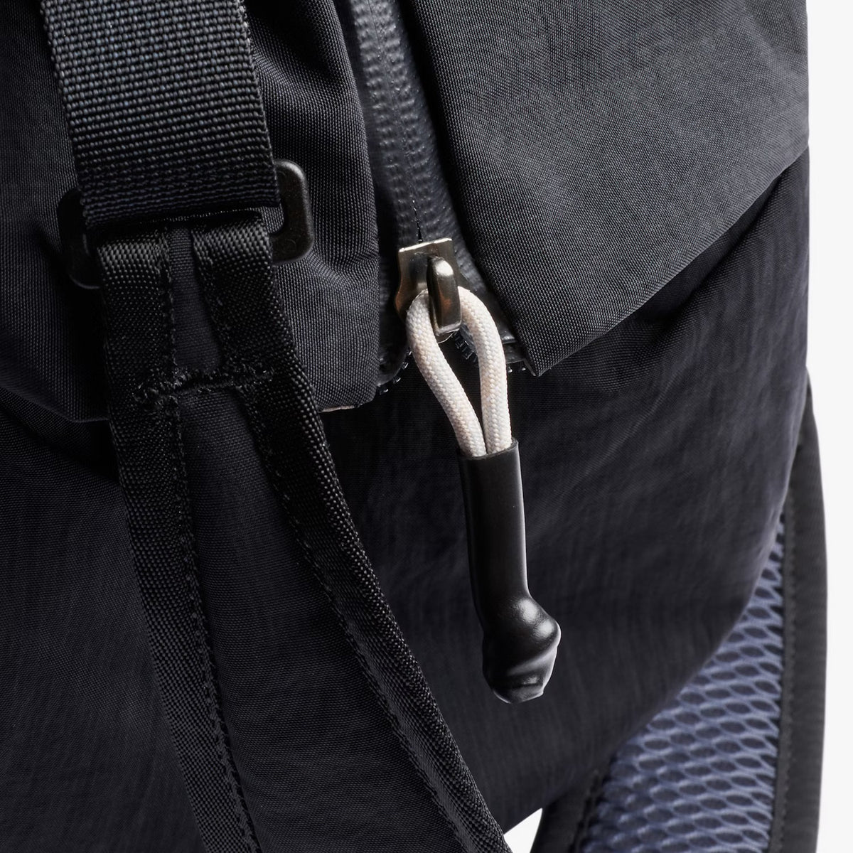 Lite Duffel (Black)