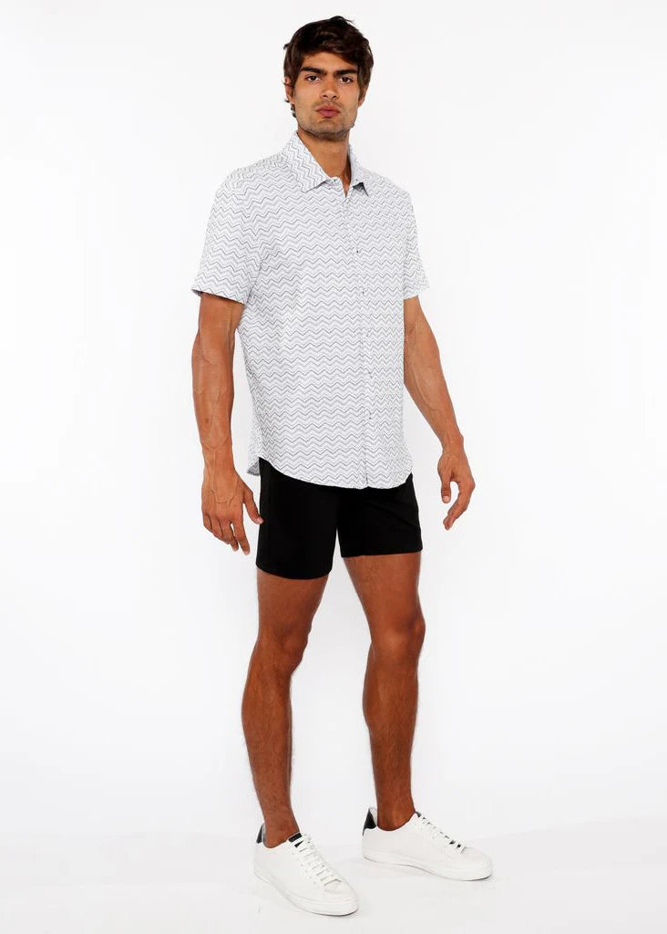 Chevron Stretch Knit Shirt (White)