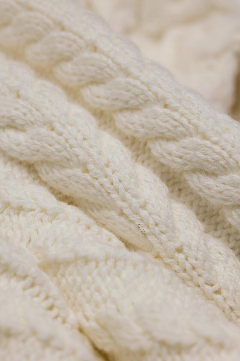 Hooded Cable Knit Sweater (Cream)