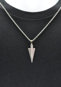 Arrow Pendant With 24" Cable Chain