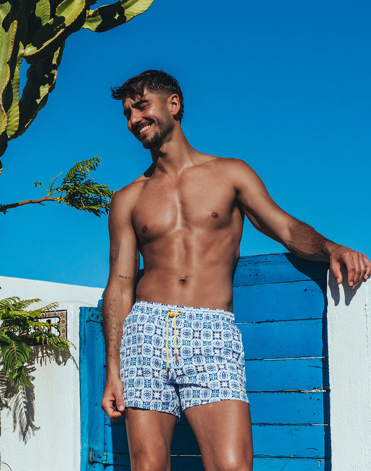 Printed Byron Short (Mykonos)