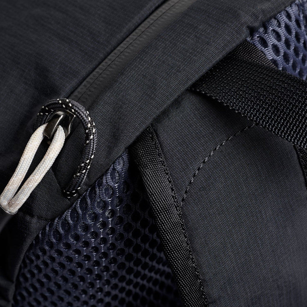 Lite Daypack (Black)