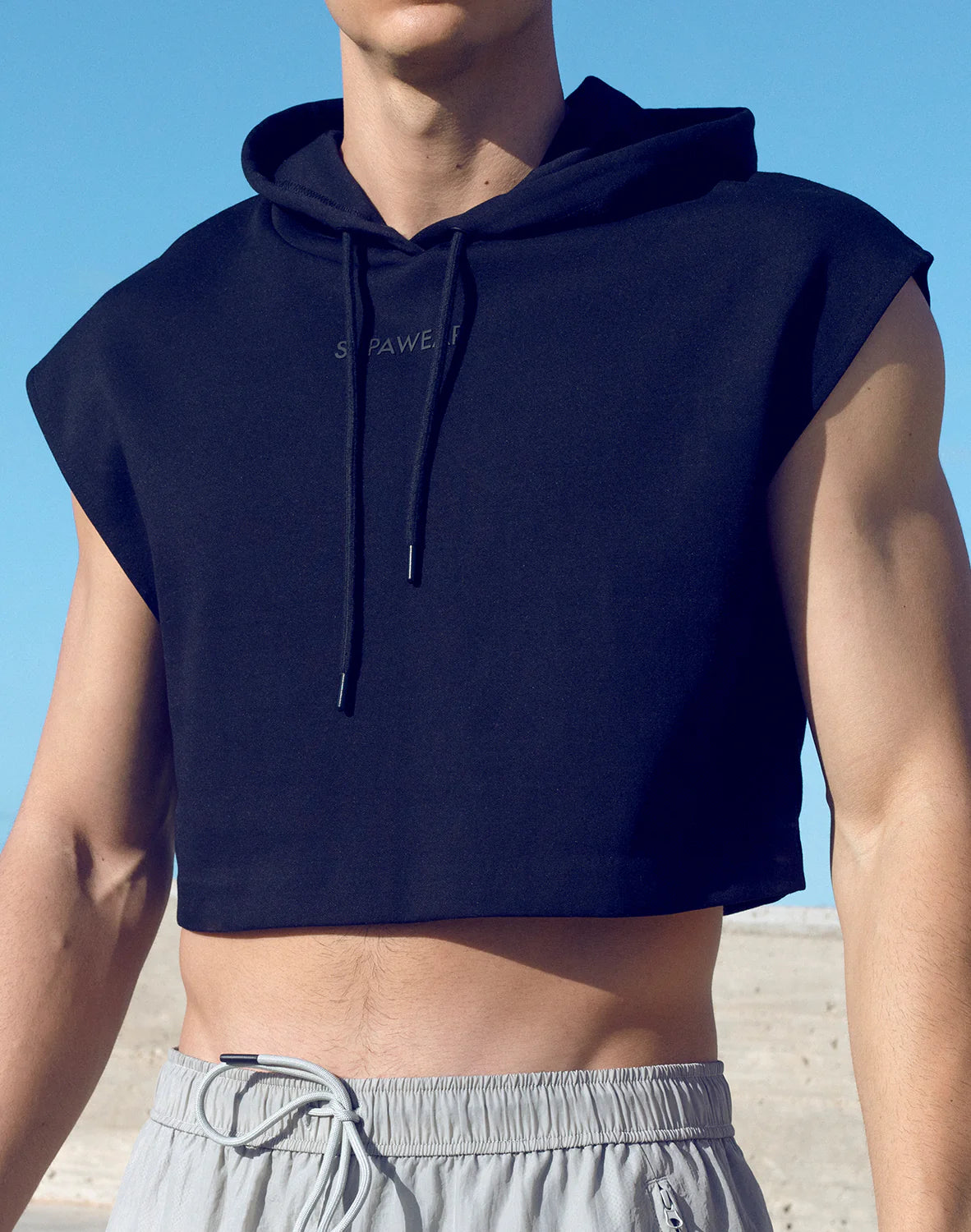 Cropped Hoodie (Black)