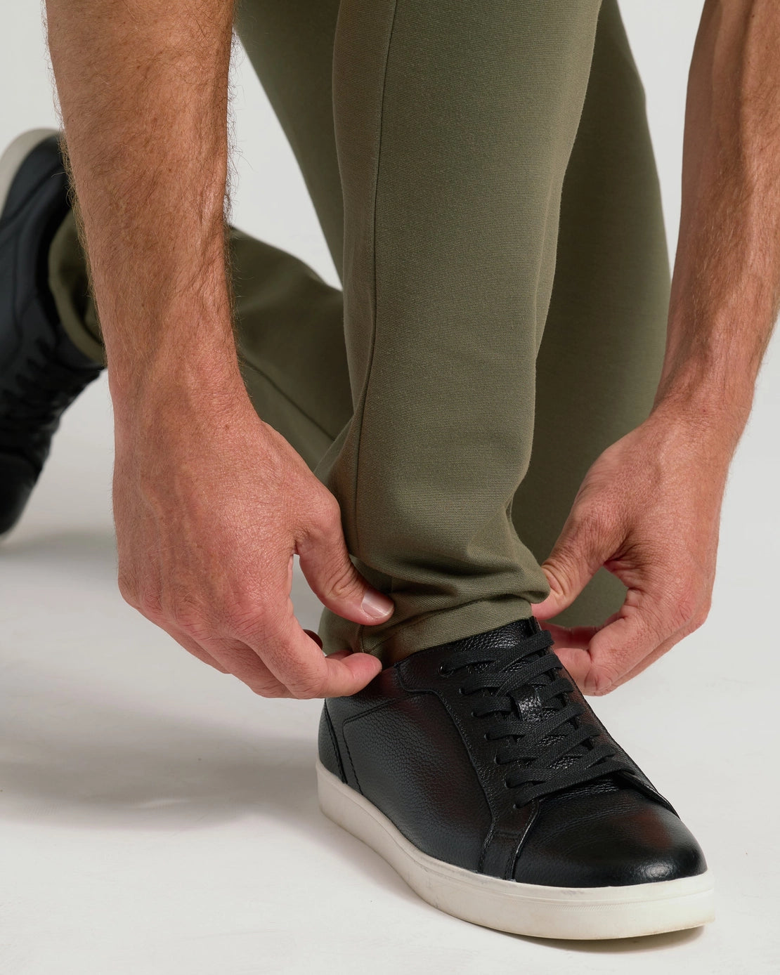 Slim Comfort Knit Chino (Military Green)