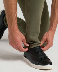 Slim Comfort Knit Chino (Military Green)