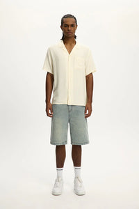 Essential Beach Shirt (Flat White)