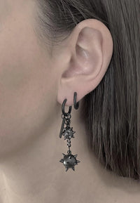 Tri-charm Morning Star Earrings (Black)