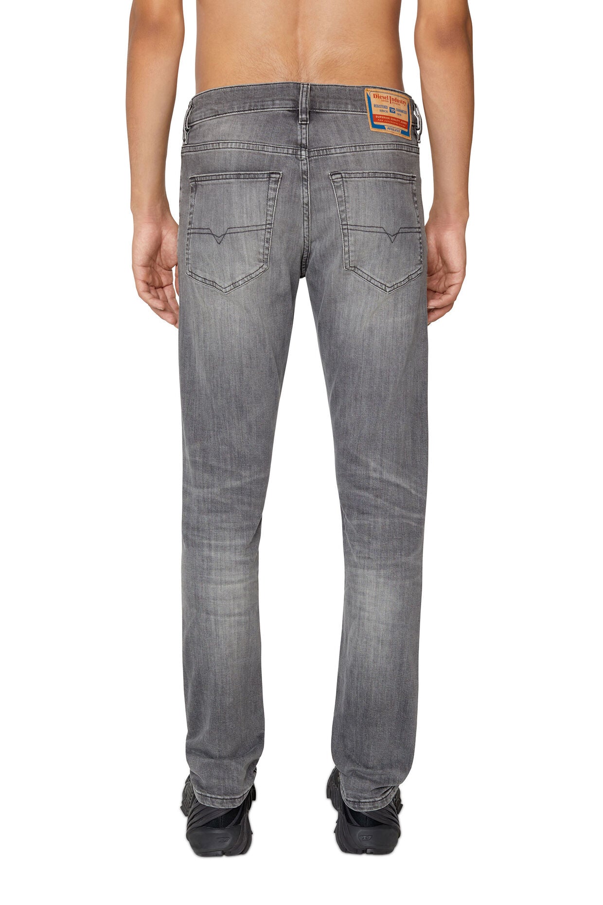 D-Luster Objax Slim Jeans – Brick & Mortar