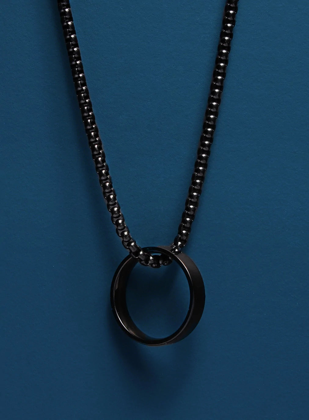Black Ring Pendant on 3mm Venetian Round Box Chain